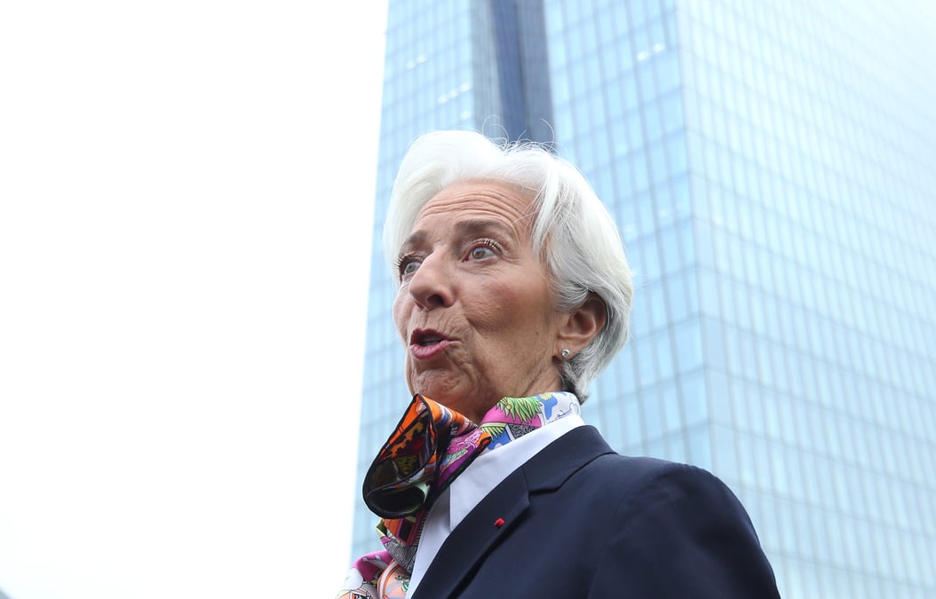 Lagarde (bce) ne se voit ni faucon, ni colombe mais "chouette"