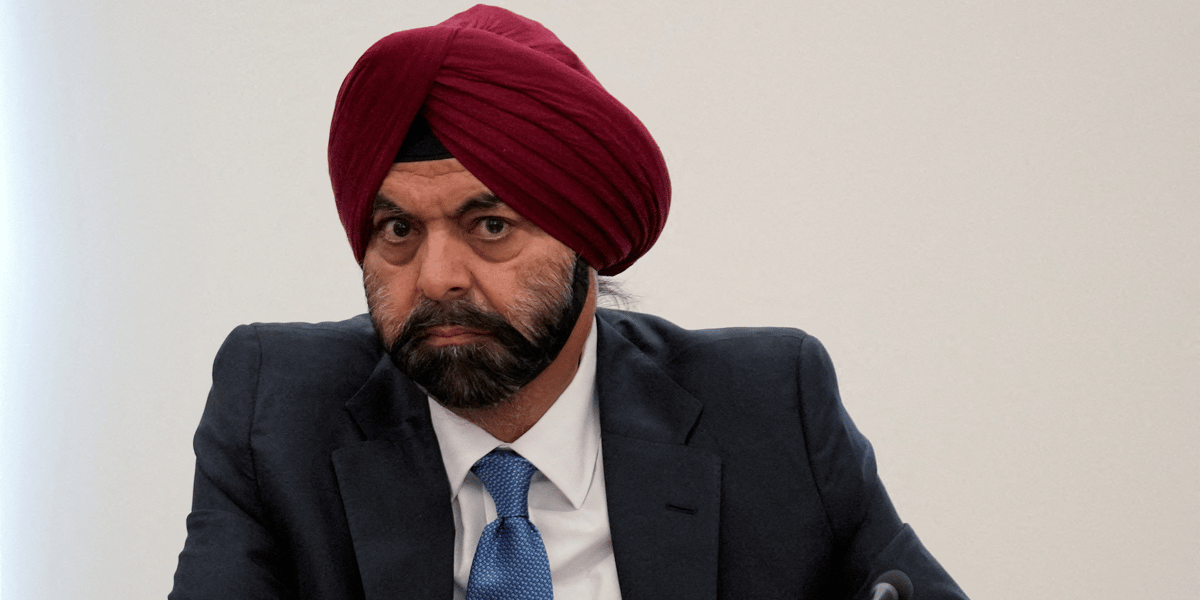« Les gouvernements et banques multilatérales n'ont pas assez d'argent » pour financer seuls la lutte contre le réchauffement climatique, a rappelé Ajay Banga.