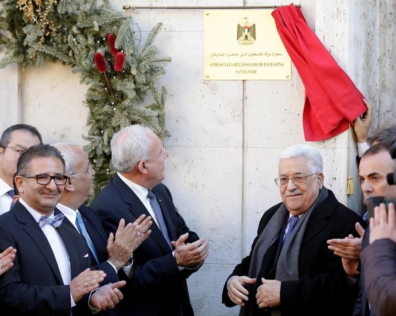 Une ambassade us transferee a jerusalem nuirait a la paix, dit abbas