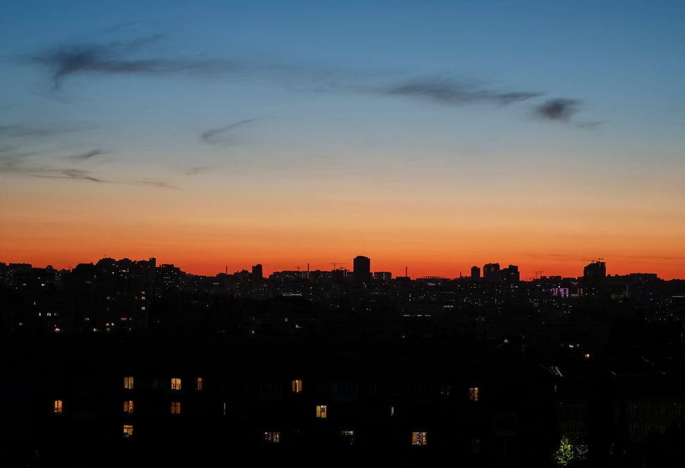 Vue de kiev au coucher du soleil