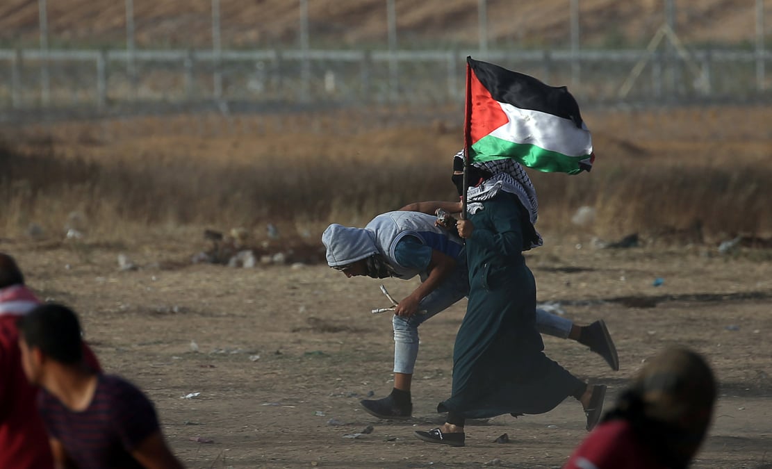 Des dizaines de palestiniens blesses par l'armee israelienne a gaza