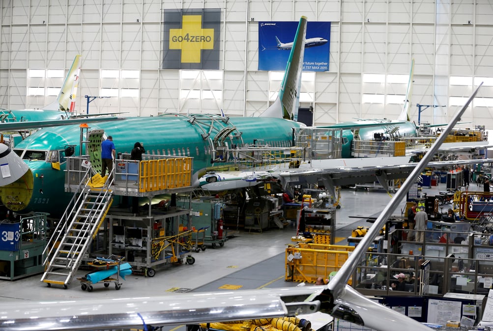 Boeing a livre 239 appareils au 1er semestre, contre 389 pour airbus