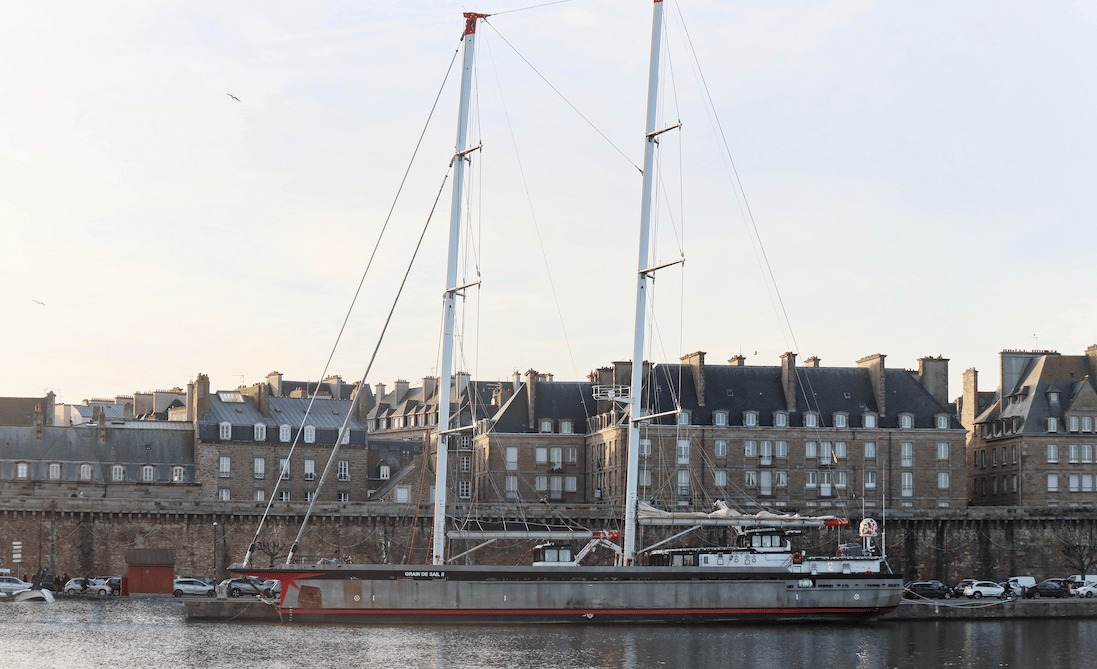 Si 2024 a permis de tester l'attractivité du nouveau navire breton Grain de Sail II auprès de clients (5% de chargement moyen), 2025 devra concrétiser le chargement de plus gros volumes et convaincre davantage de chargeurs de contribuer au développement de la filière.