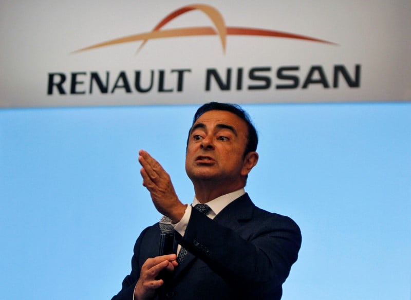 Accord prudent du japon en vue du renforcement de l'etat francais au capital de renault