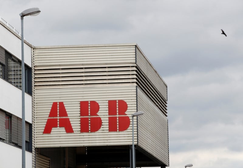 Abb voit ses perspectives s'ameliorer apres un 4e trimestre en baisse