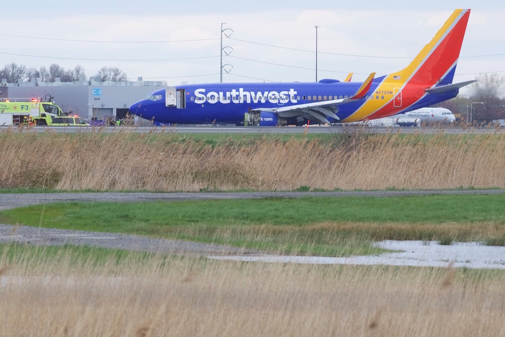 Usa: atterrissage d'urgence d'un avion a philadelphie, un mort