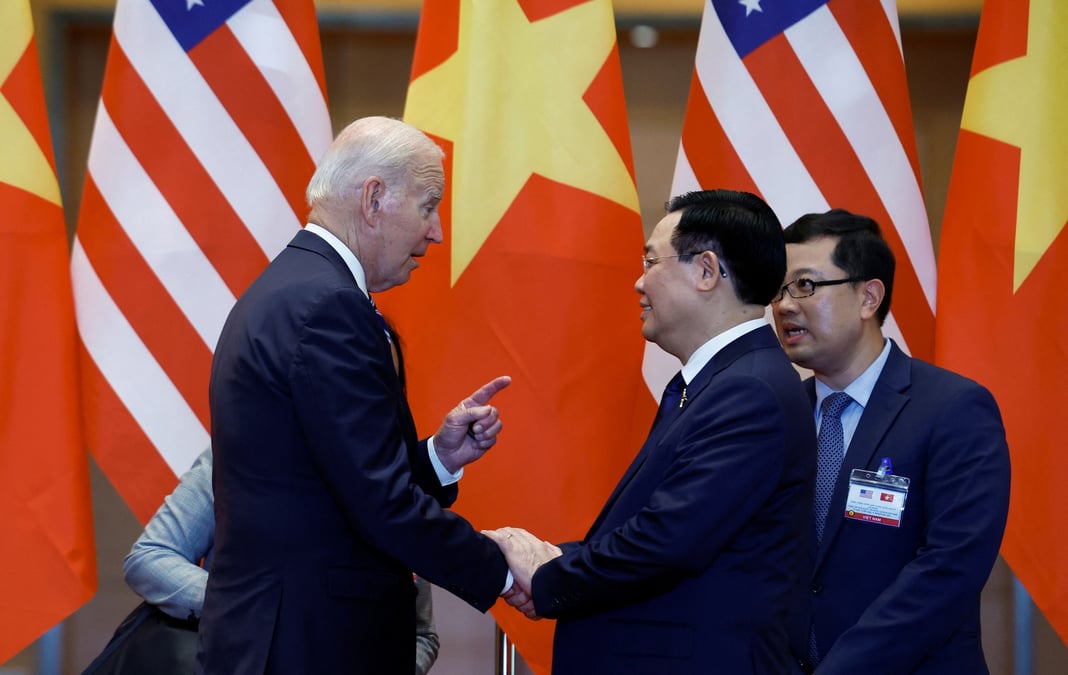 Le president des etats-unis joe biden en visite au vietnam