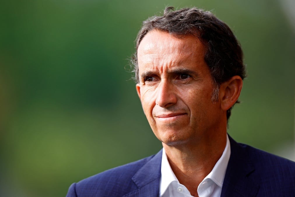 Alexandre bompard, pdg de carrefour, participe au forum d'ete du syndicat medef