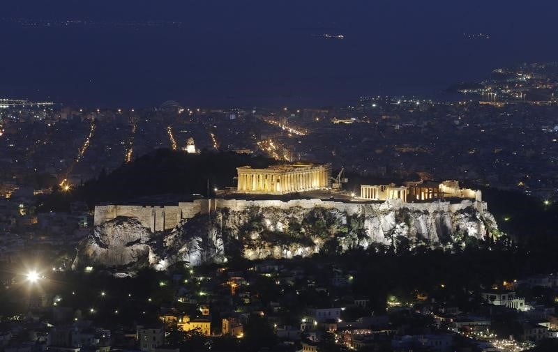 En grece, rechute inattendue de 0,4% du pib au 4e trimestre