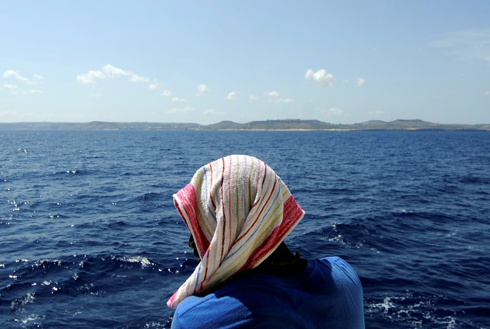 Loiseau espere une solution pour l'aquarius dans la journee