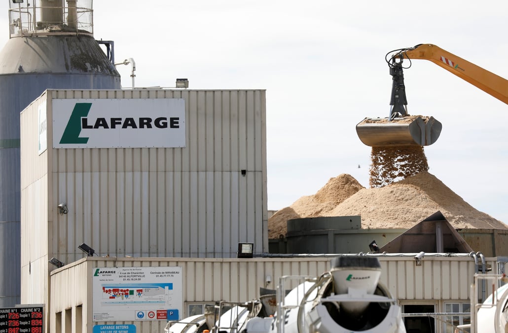 La cour de cassation reporte sa decision sur les activites de lafarge en syrie