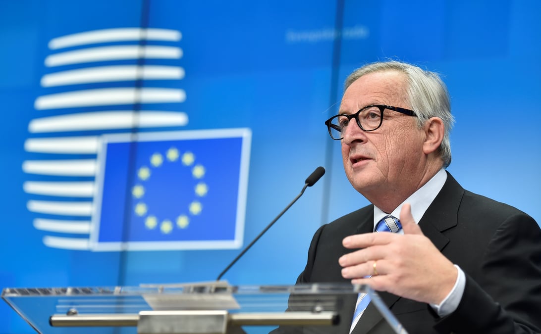 L'ue ne cherche pas a retenir la grande-bretagne, dit juncker