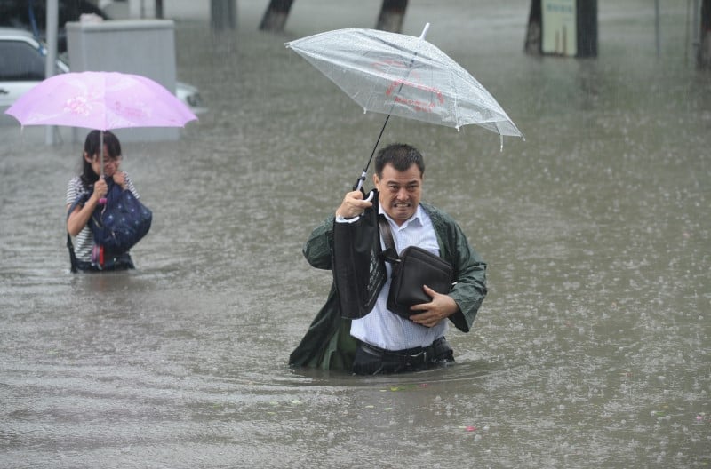 Pres de cent morts dans de nouvelles inondations en chine
