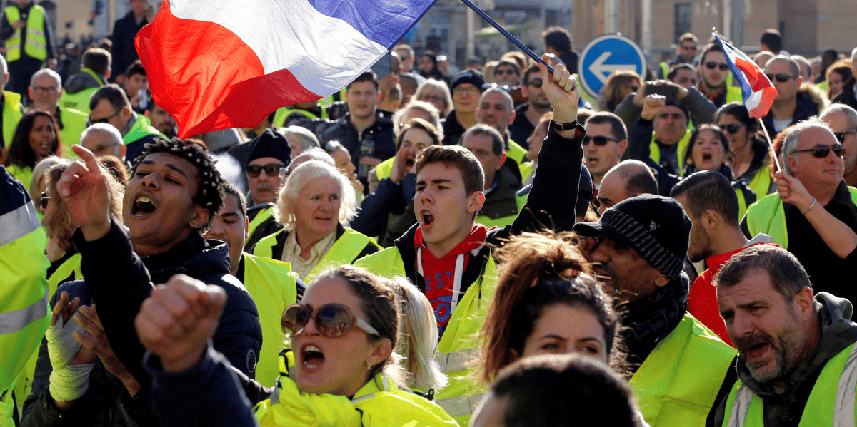 Les "gilets jaunes" toujours massivement soutenus, selon un sondage