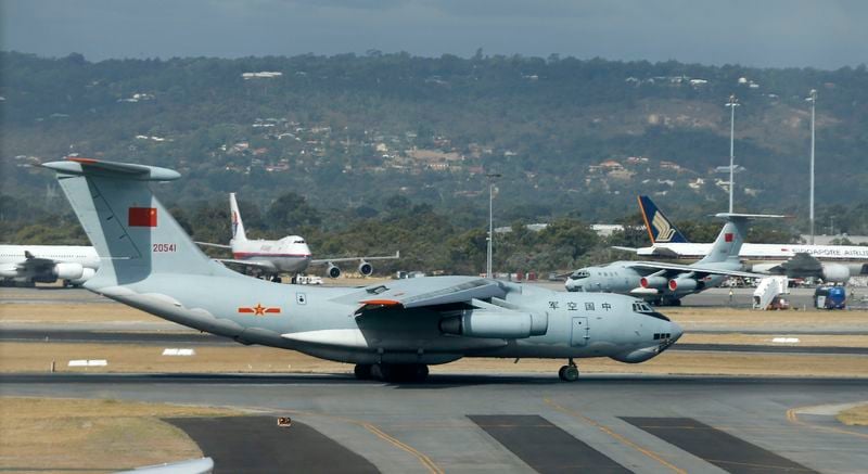 Un navire capte un signal dans la zone de recherches du vol MH370