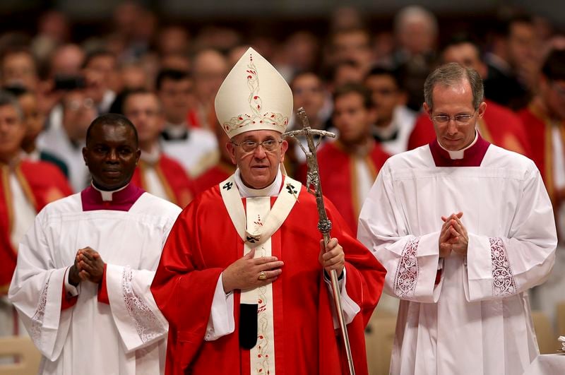 Le pape célèbre une messe deux jours après une "indisposition"