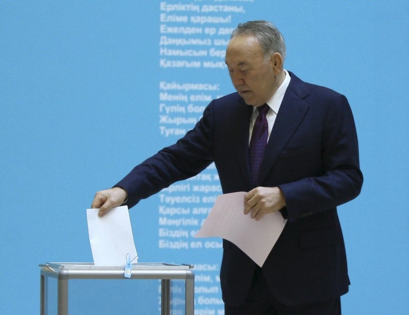 Victoire au kazakhstan du parti du president aux legislatives