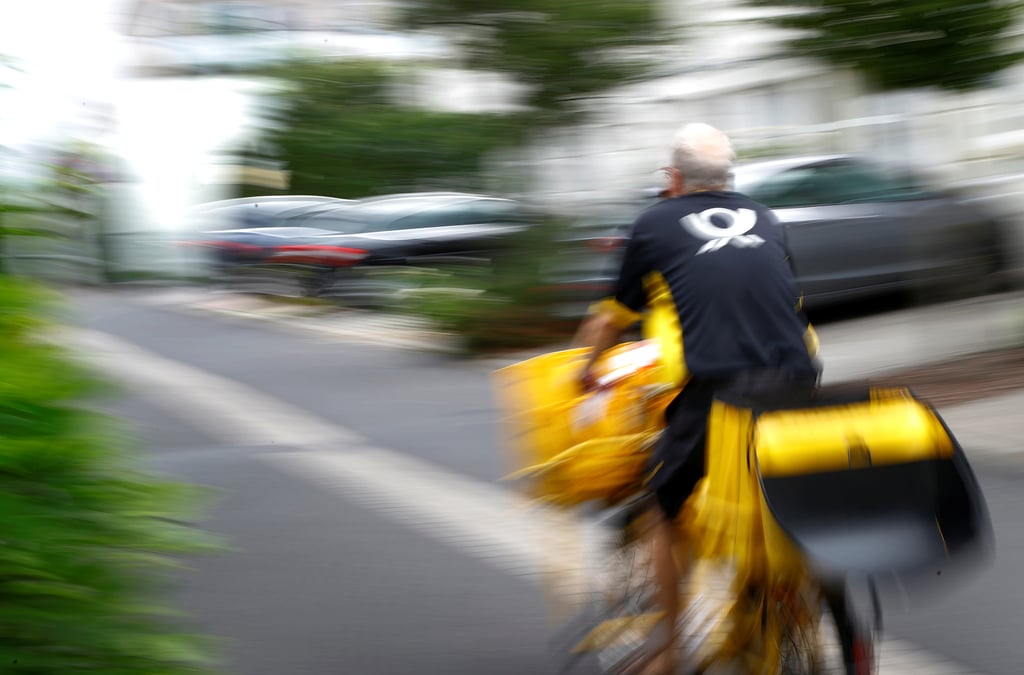Deutsche post scinde ses colis en deux divisions