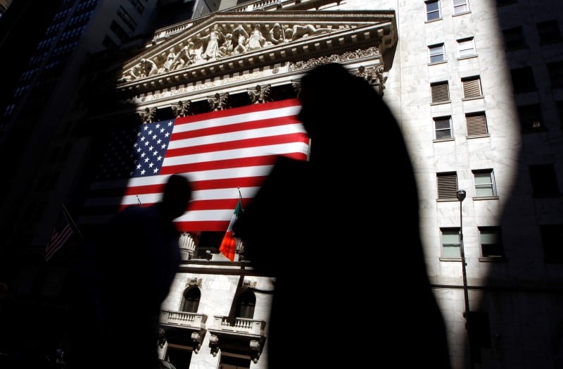 Wall street finit en baisse, affectee par les taux sur la fed