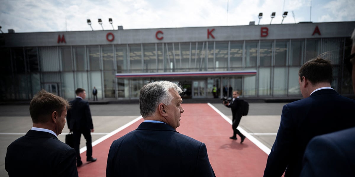 Viktor Orbán, à son arrivée à Moscou, le 5 juillet.