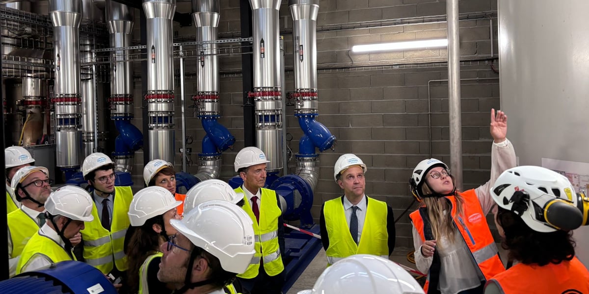 Le ministre de l’Industrie et de l’Énergie, Marc Ferracci, en visite dans le réseau de chaleur urbain d’Engie et Bordeaux Métropole.