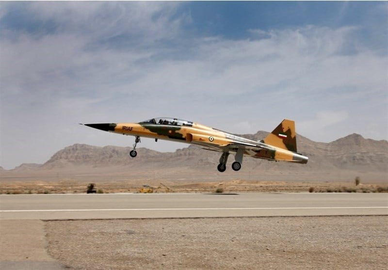 Kowsar, Iran, chasseur, jet, défense, forces aériennes,