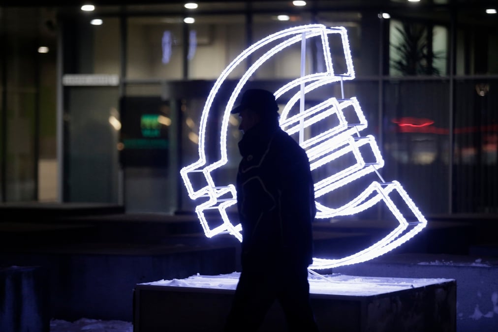 Zone euro: l'inflation confirmee a 0,9% sur un an en janvier