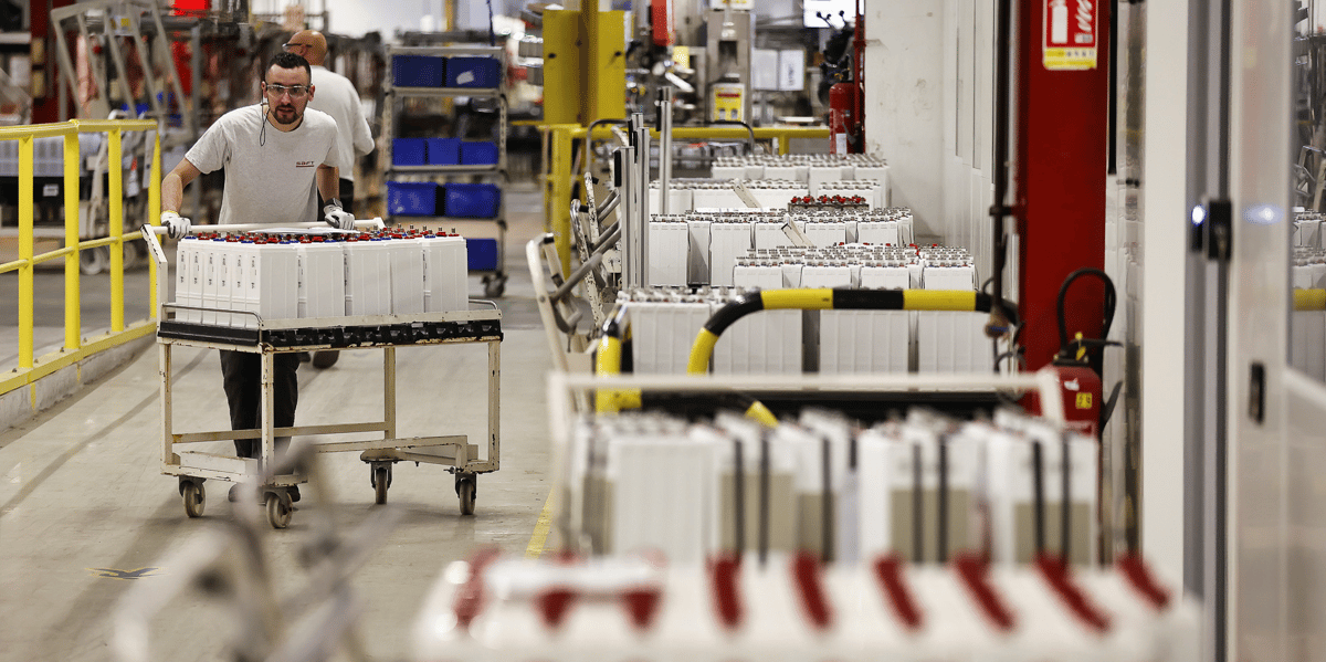 Le marché de l'automobile en tête de file mais aussi le ferroviaire, l'aéronautique ou la mobilité lourde affichent des demandes croissantes en batteries.