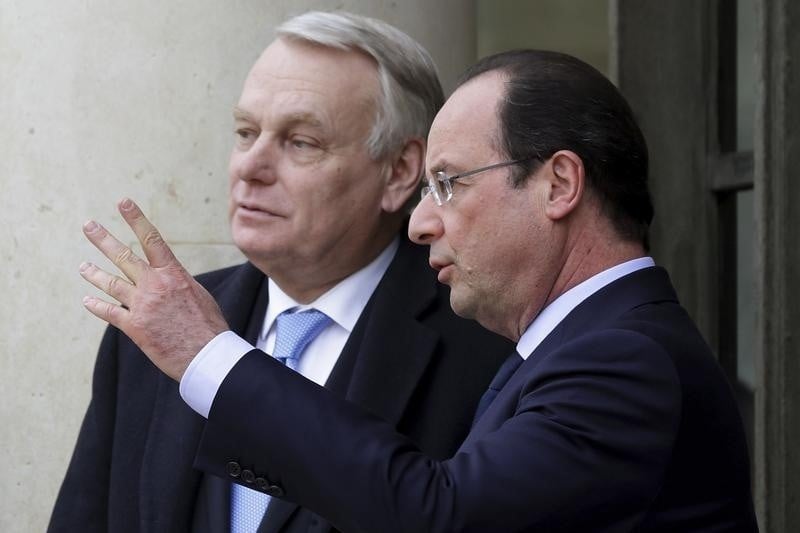 Les Français veulent massivement un remaniement ministériel
