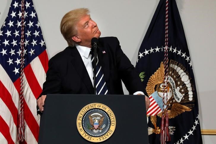Trump se veut positif pour ses deux premiers mois au pouvoir