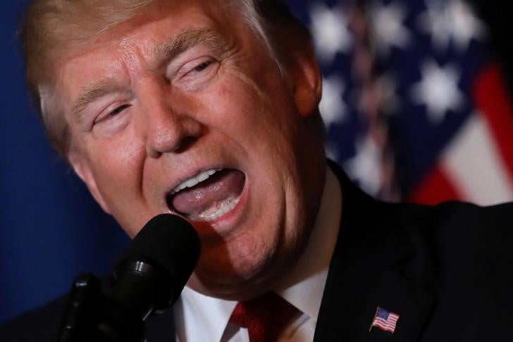 Les partisans de trump divises sur les frappes en syrie