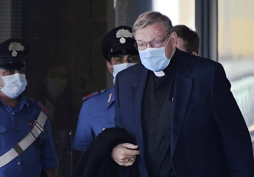 Le cardinal australien george pell recu en audience privee par le pape francois