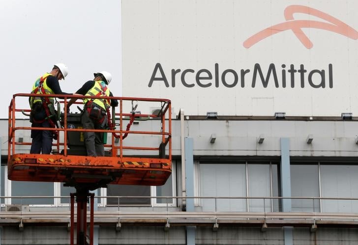 Arcelormittal porte plainte apres des soupcons de pollution
