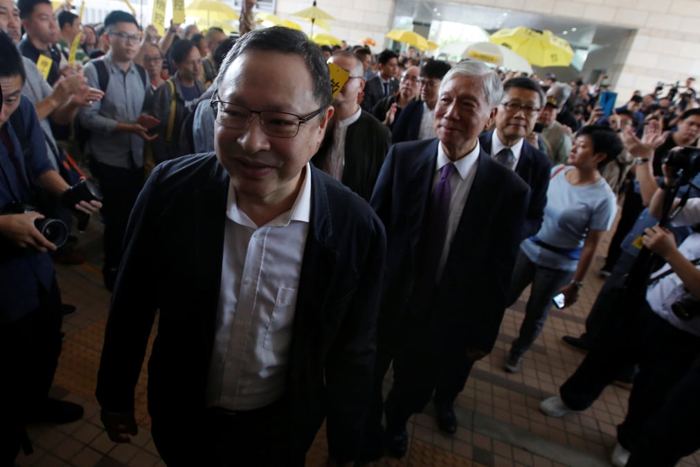 Hong kong: trois chefs du mouvement occupy plaident non coupables