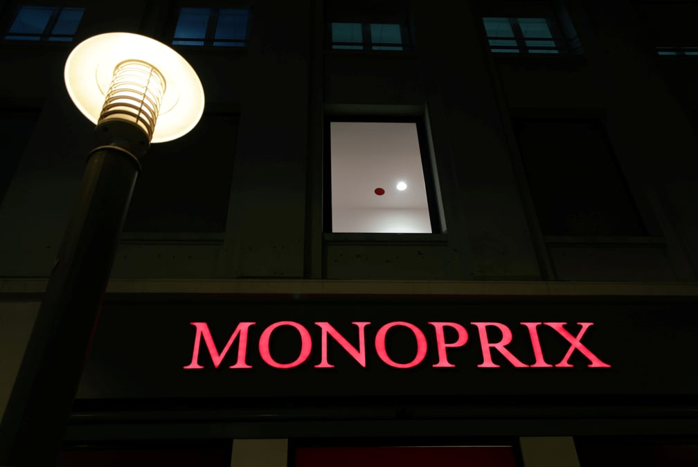 Slogan anti-police: monoprix retire de ses rayons les smoothies d'une marque allemande