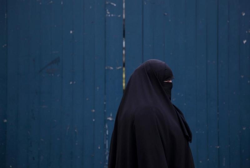 Les pays-bas veulent interdire le niqab dans les lieux publics