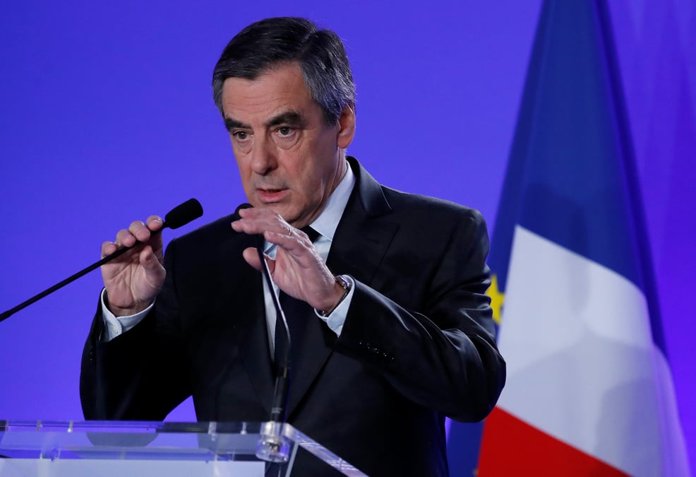 Fillon fait de la lutte contre l'islamisme sa priorite