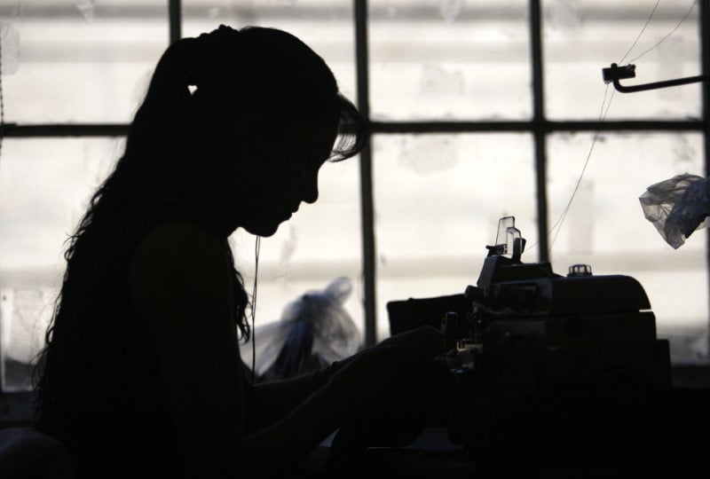 Le secteur prive cree plus d'emplois que prevu aux etats-unis