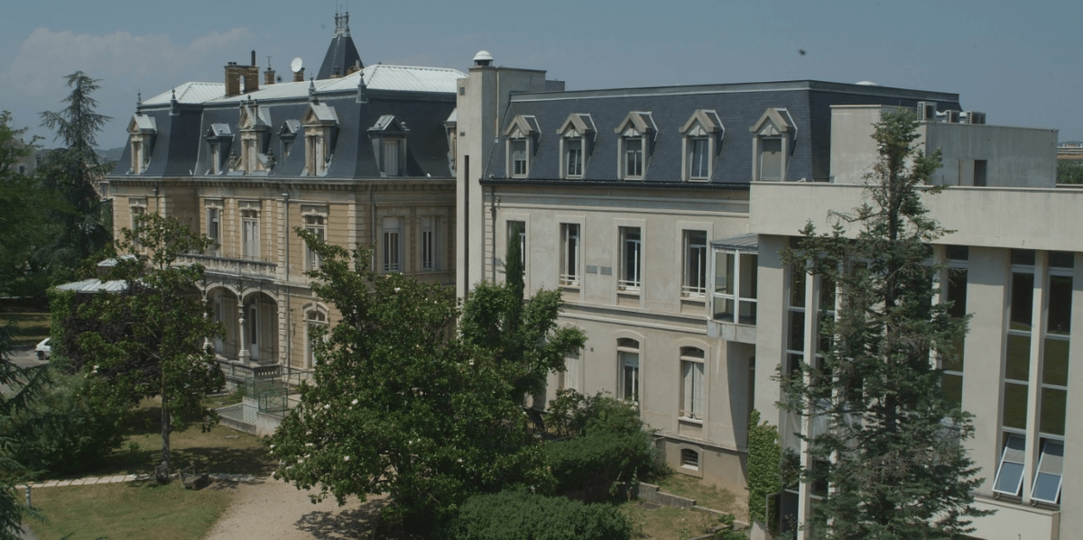 Clinique La Parisière