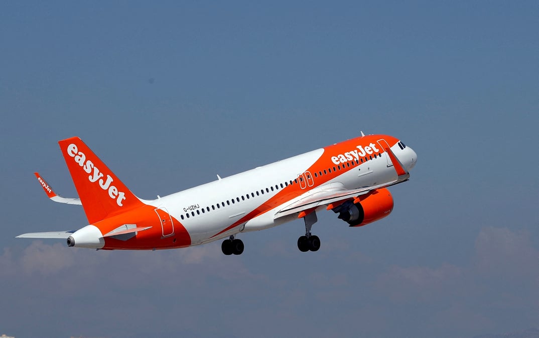 Easyjet supprime davantage de vols pour tenter de gerer les perturbations