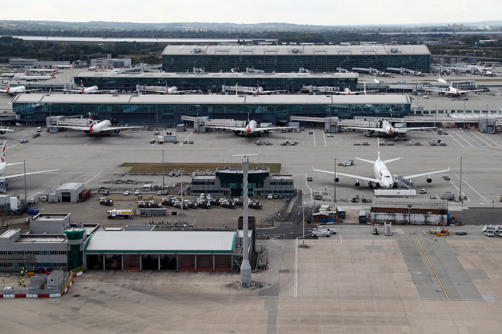 Les aeroports londoniens vont se doter d'equipements contre les drones