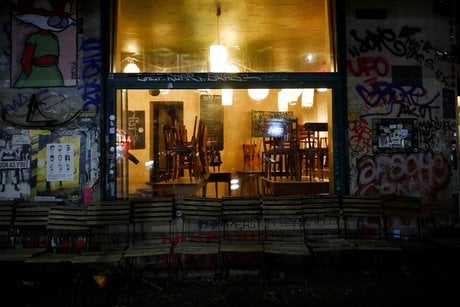Les bars et restaurants de berlin devront fermer de 23h00 a 06h00