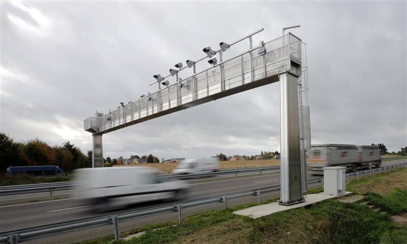 Une borne écotaxe incendiée dans le Lot-et-Garonne