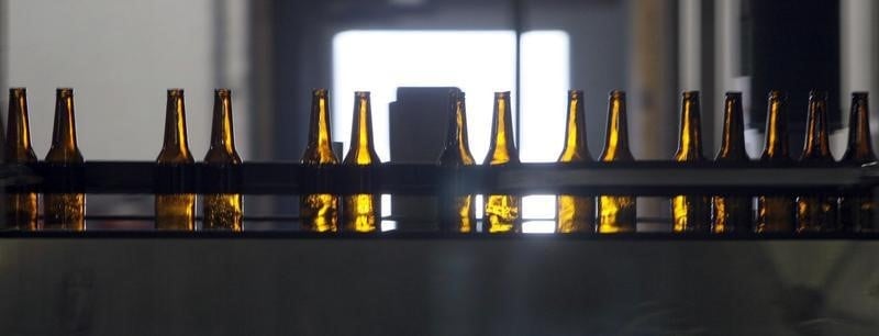 SABMiller prévoit un nouvel exercice difficile en 2014-2015