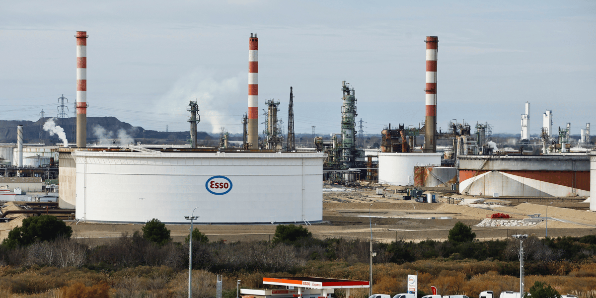 Raffinerie esso a fos-sur-mer, en france