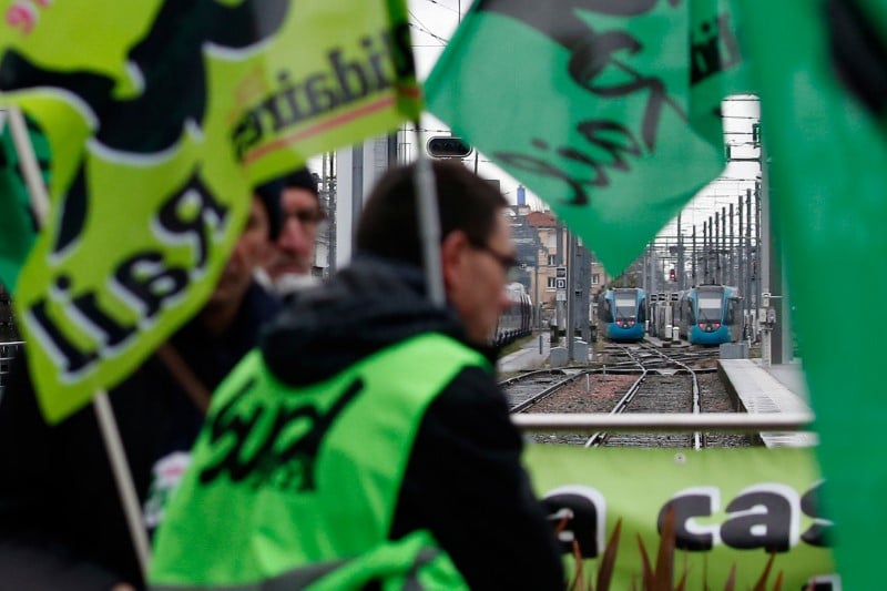 Cgt et sud-rail appellent a la greve les 6 et 7 juillet