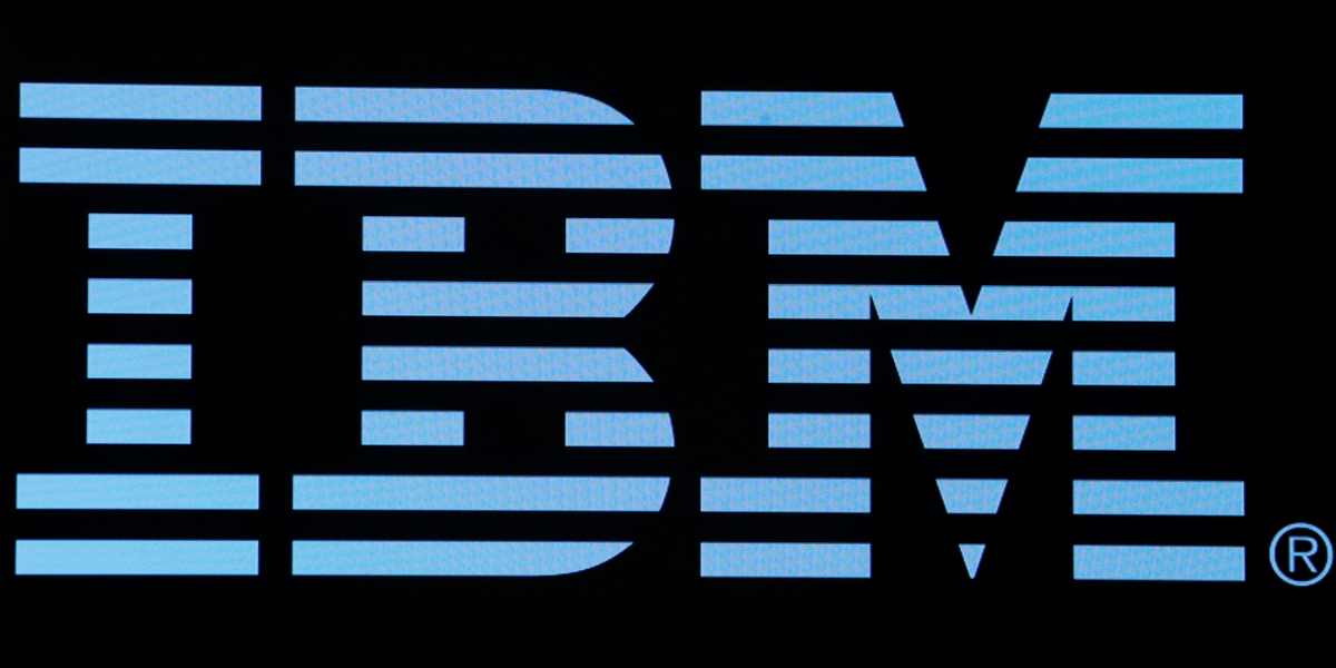 Le developpement du "cloud" profite a ibm