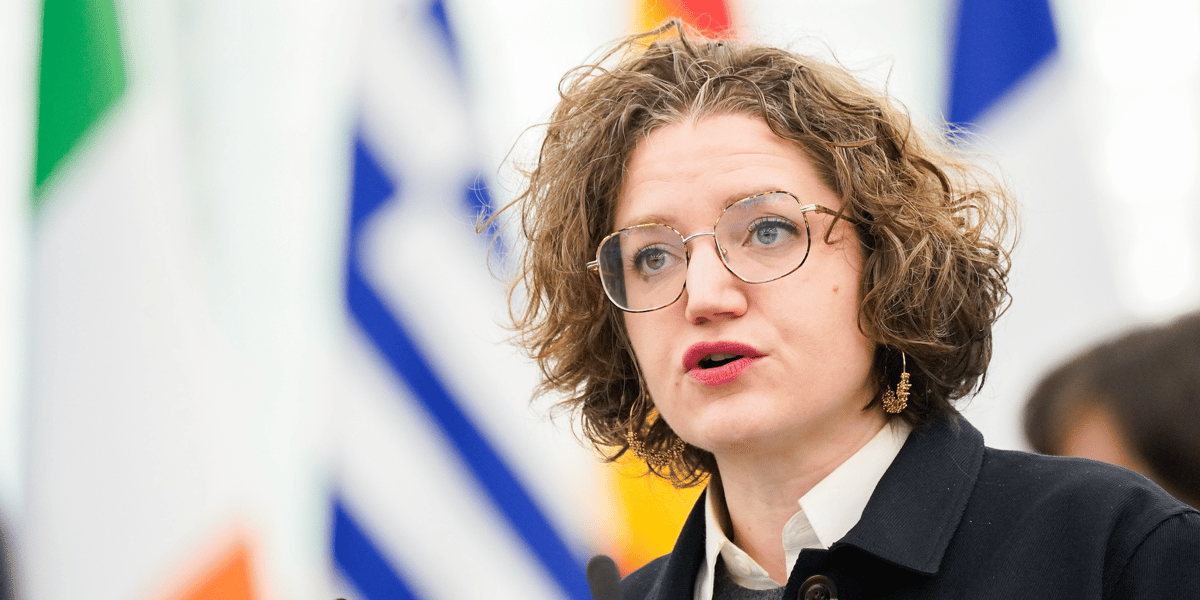 Marie Toussaint, vice-présidente du groupe des Verts au Parlement européen, mène la campagne EELV pour l'élection du 9 juin.