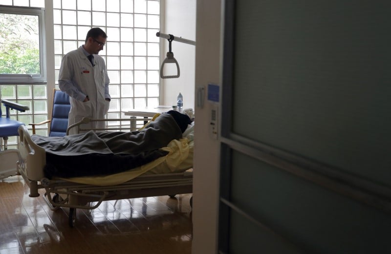 La sedation irreversible en fin de vie adoptee a l'assemblee