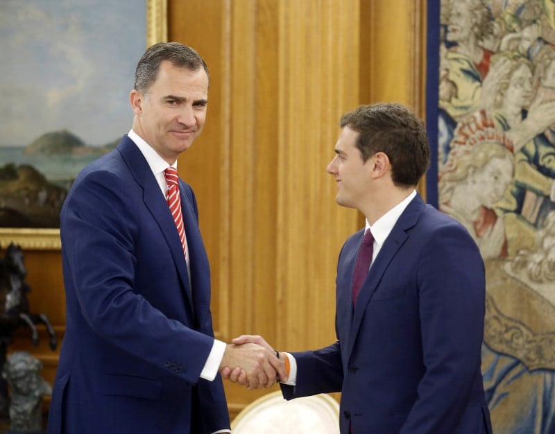 Ciudanos pret a une coalition avec pp et psoe en espagne